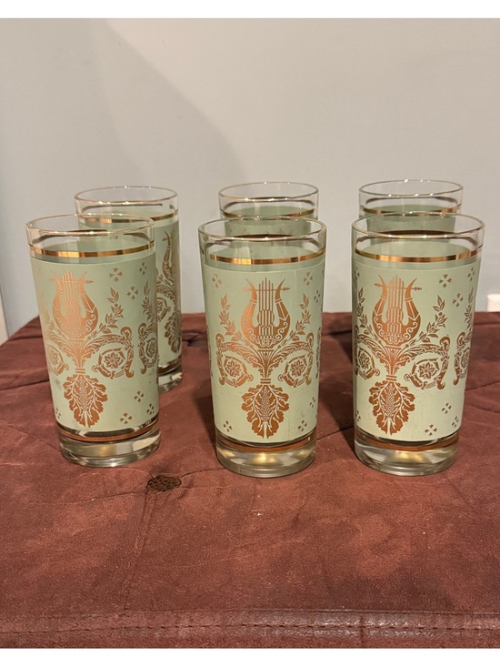 Other - Set of 6 glasses vintage green and gold design. Holds 8 ounces